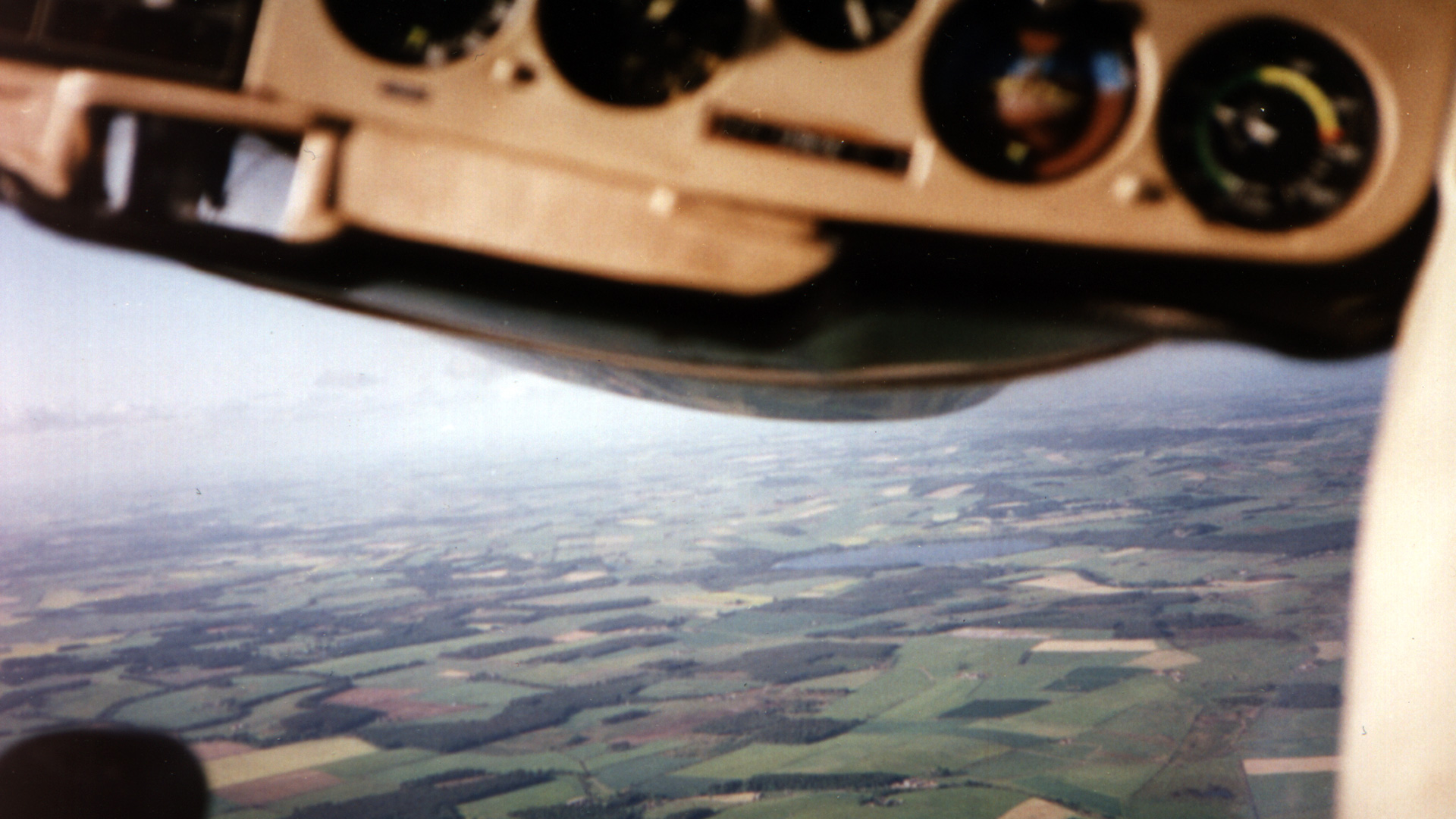 AIRCRAFT CRASH DREAM