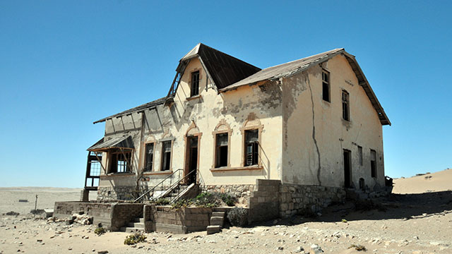 DERELICT NEW HOUSE DREAM